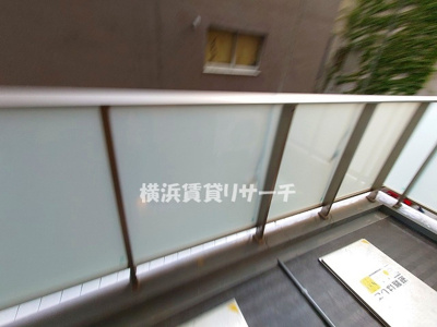 【バルコニー】 | ガーラ・クレスタ横浜関内