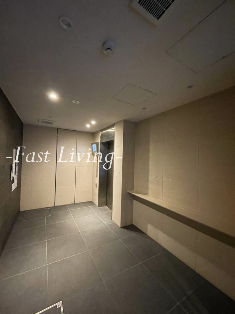 FORESTA湊町のロビー