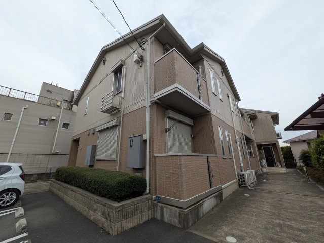 アンジュール