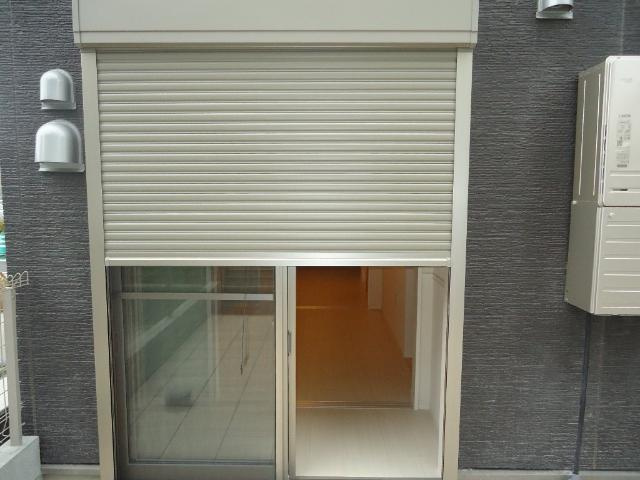 グレーシア皆春のセキュリティ|シャッター雨戸
