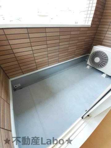クラール名東 Aのバルコニー