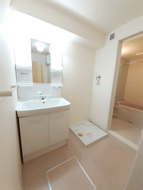 クラール名東 Aの洗面所