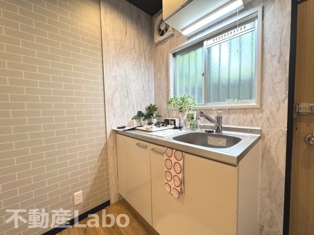 タウンハウス明神Aのキッチン