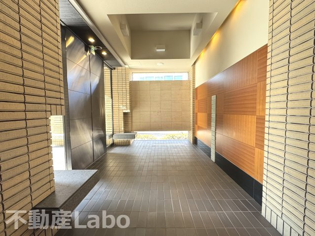 幸町シュンレジデンスの駐車場