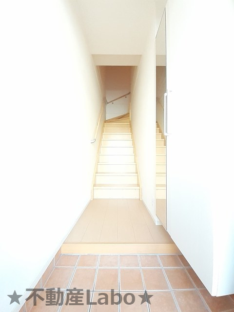レディエンスBの玄関