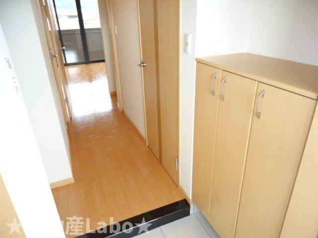 コートヴェール中島田Ⅱの玄関