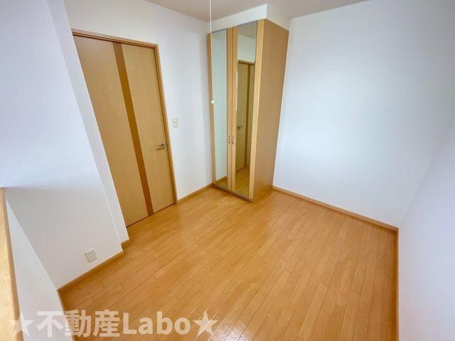 コートヴェール中島田Ⅱの洋室