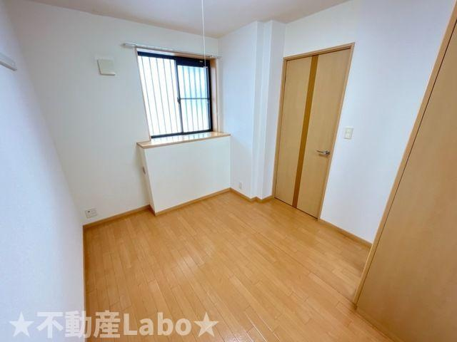 コートヴェール中島田Ⅱの洋室