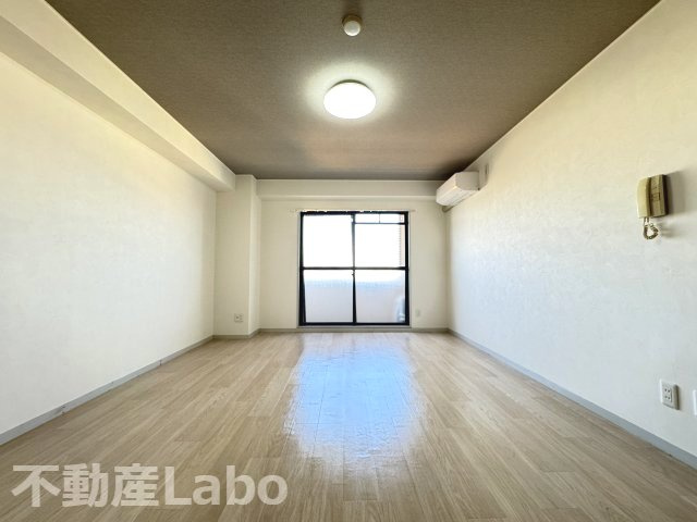 ロータスワゼルの居間・リビング