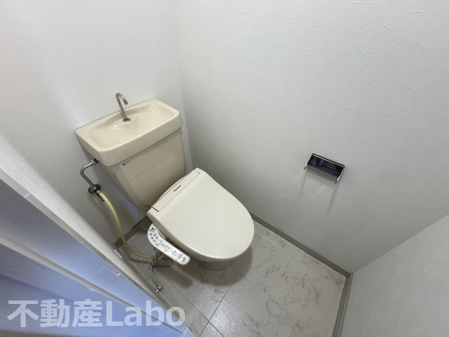 ロータスワゼルのトイレ