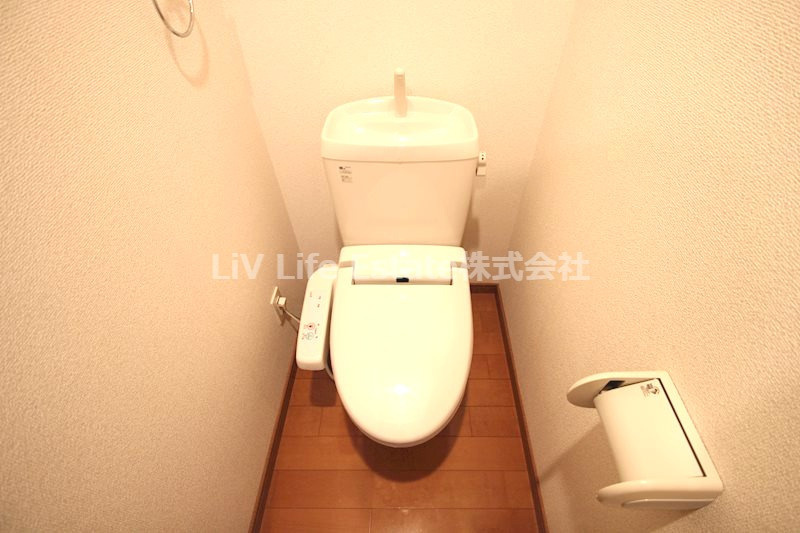 小平市上水本町２丁目のアパートのトイレ