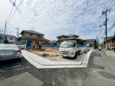 【外観】 | 日置荘西町６丁　新築分譲住宅　全３区画 | 【ＬＤＫ約１５帖以上】大きな窓のあるリビングは、陽光あふれる明るい空間です♪居心地良く、ご家族皆がゆったり寛げる憩いの空間となりそうです♪