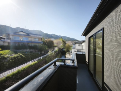 【バルコニー】 | 大津市坂本8丁目8　新築戸建