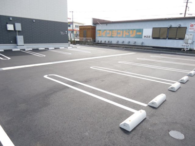【駐車場】 | フレッチェ・ボスコⅤ