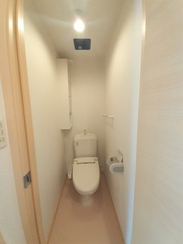 【トイレ】 | アムール・リアン | ゆったりとした空間のトイレです