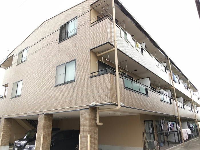 ダイワハウス外山の外観