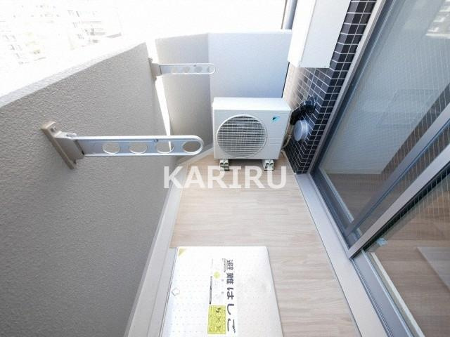 プレサンス谷町九丁目駅前 のバルコニー