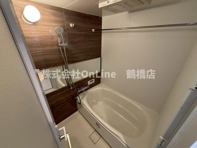 スプランディッド玉造の浴室