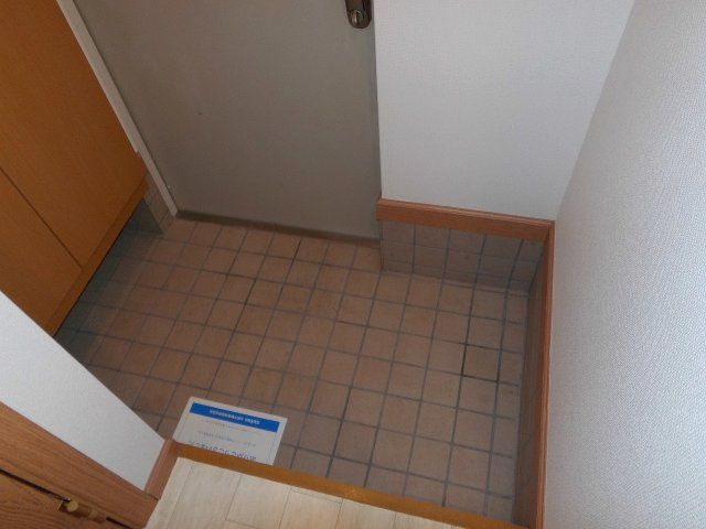 アジロガーデンの玄関