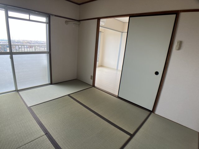 エクセレント白山の和室