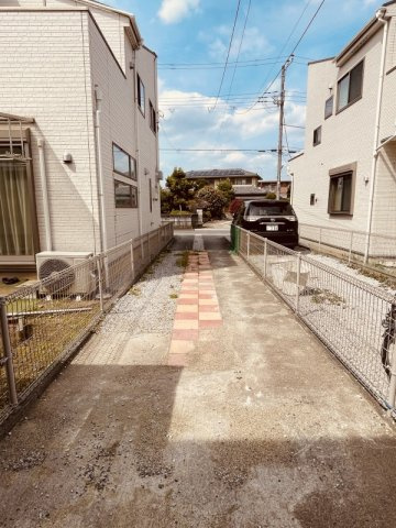 あきる野市渕上　オール電化付 中古戸建の駐車場