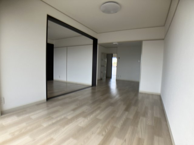 エクセレント白山の内装