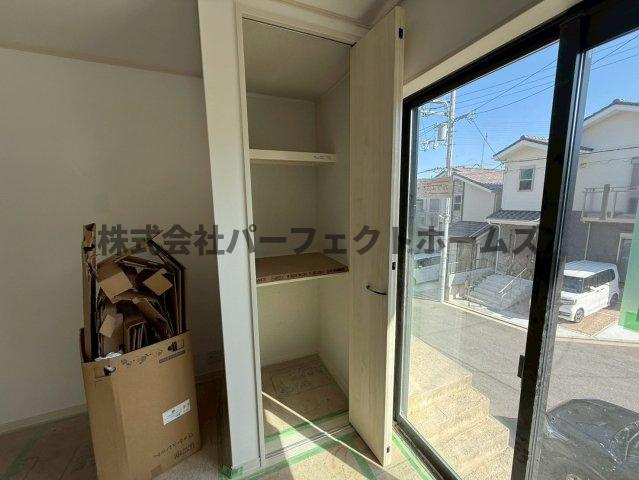 太秦緑ヶ丘戸建　賃貸の収納|大きなものも収納できそうです