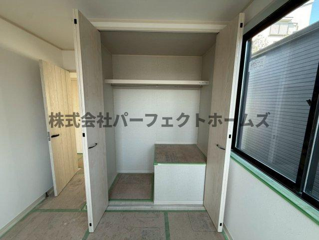 太秦緑ヶ丘戸建　賃貸の収納|たっぷりとした収納スペースです