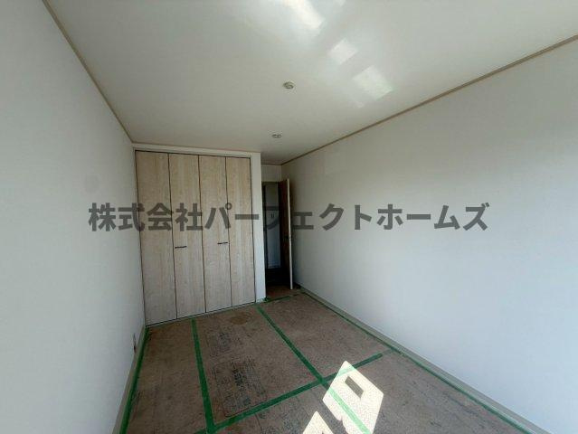 太秦緑ヶ丘戸建　賃貸の洋室|使い勝手のいい洋室です