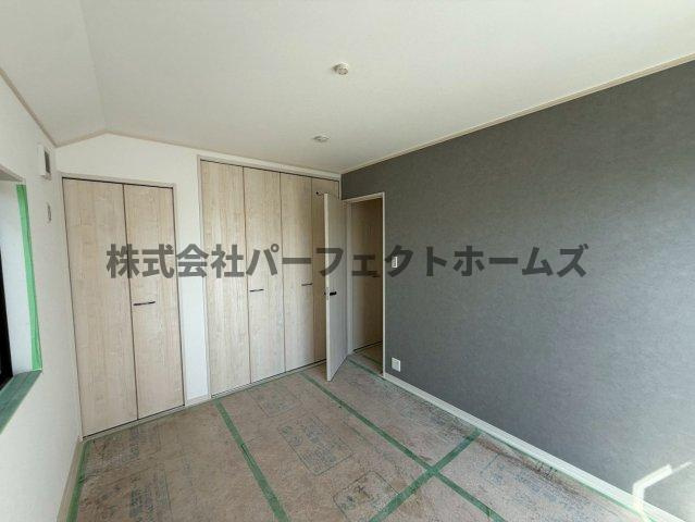 太秦緑ヶ丘戸建　賃貸の洋室|広々とした洋室です