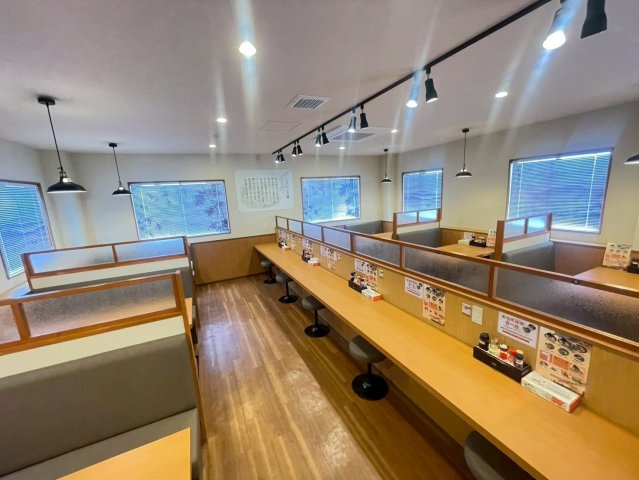 高岡本町中部貸店舗の内装