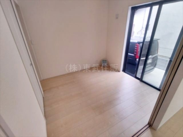 【洋室】 | 鶴ヶ島市脚折第二十七 | 1階南側4.5帖洋室　キッズスペースやお昼寝スペースにいかがでしょうか