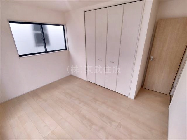 【子供部屋】 | 鶴ヶ島市脚折第二十七 | 2階南西側6.5帖洋室　子供部屋にいかがでしょうか