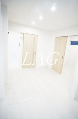【居間・リビング】 | ステラエミール | 洋室のお部屋です。