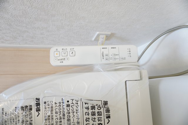 越谷市大字弥十郎 新築分譲住宅のトイレ