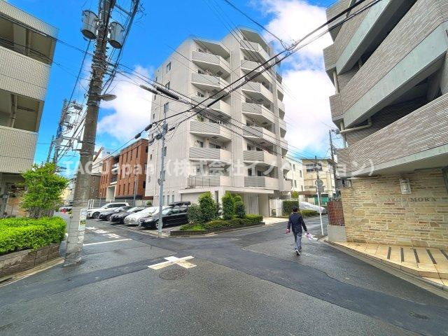 ミューズ・プレイズのその他|2026年５月下旬　内装工事完了予定
工事中のご見学も受付しております。

又、周辺に同仕様の完成現場もございますので、リフォーム完成事例としてご案内させて頂ければと思います。