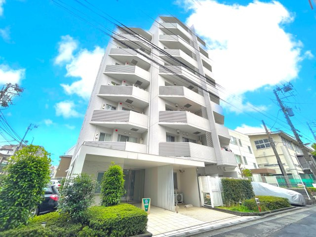 ミューズ・プレイズ