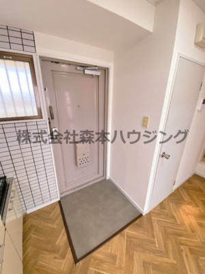 【玄関】 | 　ペントハウス11 | 毎日通る玄関はこちらです