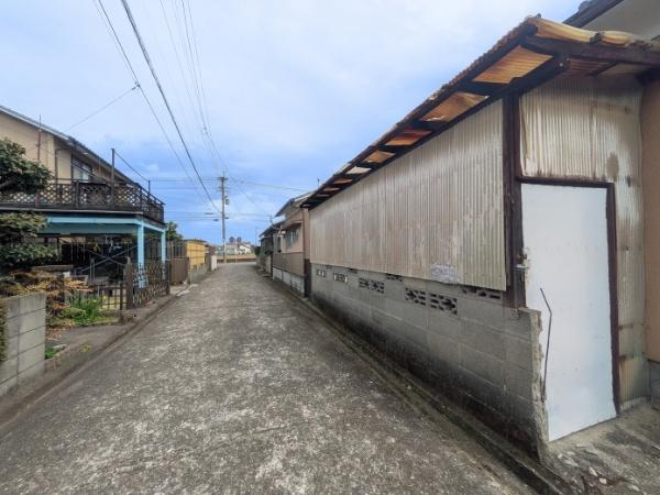 葛木　土地の前面道路含む現地写真|前面道路含む現地（2026年3月撮影）