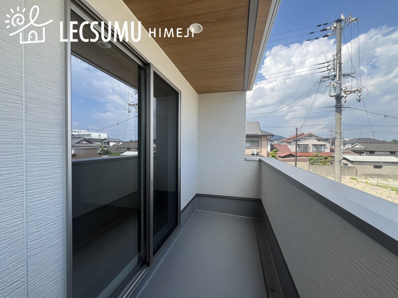 姫路市広畑区清水町2丁目/新築戸建のバルコニー