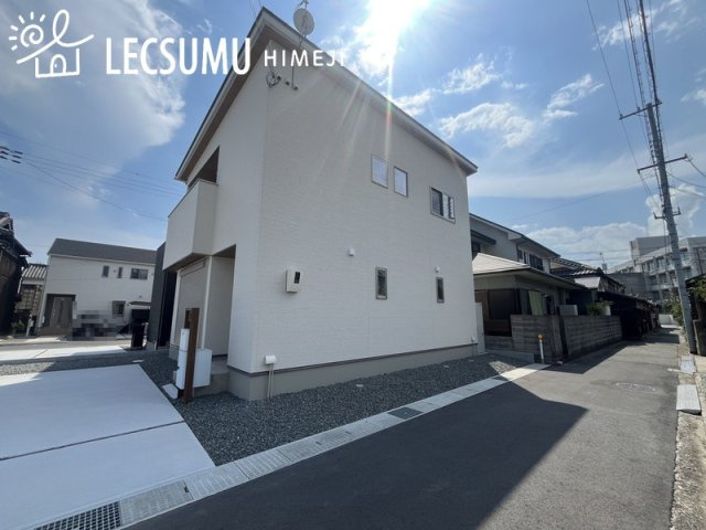 姫路市広畑区清水町2丁目/新築戸建の外観