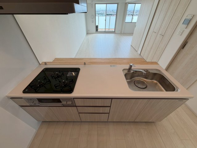 スプランディッド難波WESTⅢのキッチン