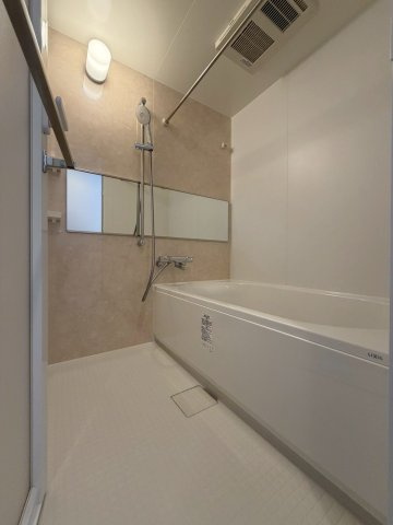 スプランディッド難波WESTⅢの浴室