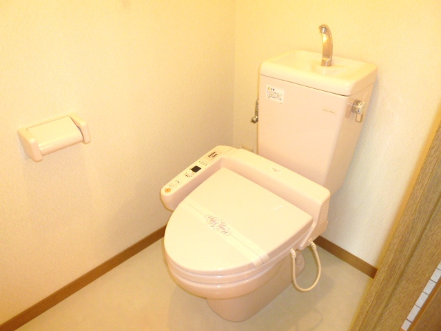 久留米市合川町の賃貸マンションのトイレ|※写真は別室参考写真・現状優先　※間取図と異なる箇所は現状優先になります。