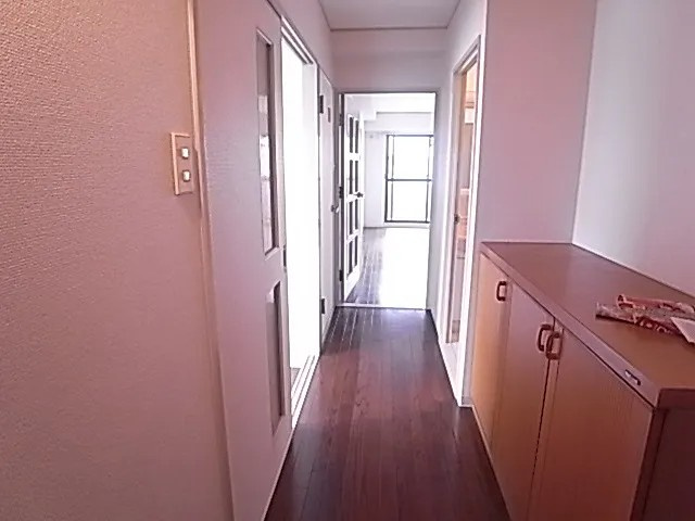 KMハウスの玄関