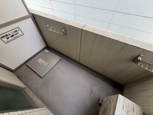 エスライズ難波のバルコニー