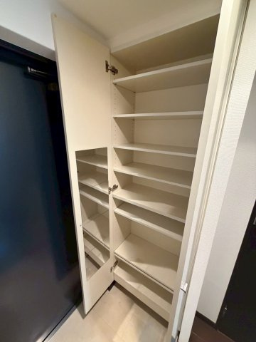 エスライズ難波の収納