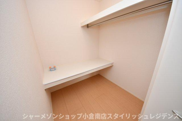 エスペランサ中曽根の収納
