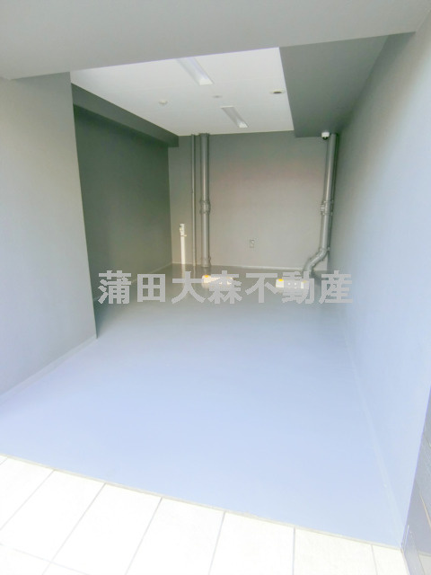プレール・ドゥーク大森町の駐車場