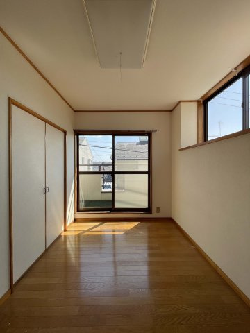 土浦市永国東町の洋室